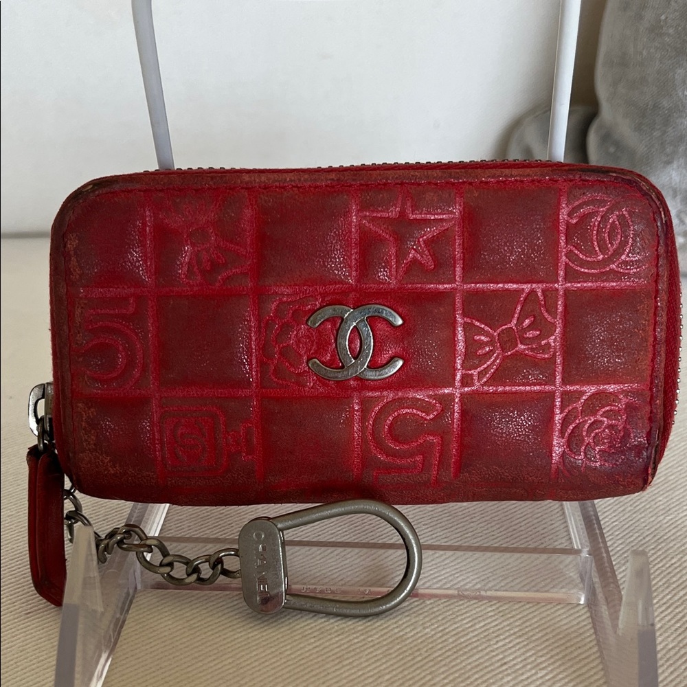 CHANEL KEY CLES